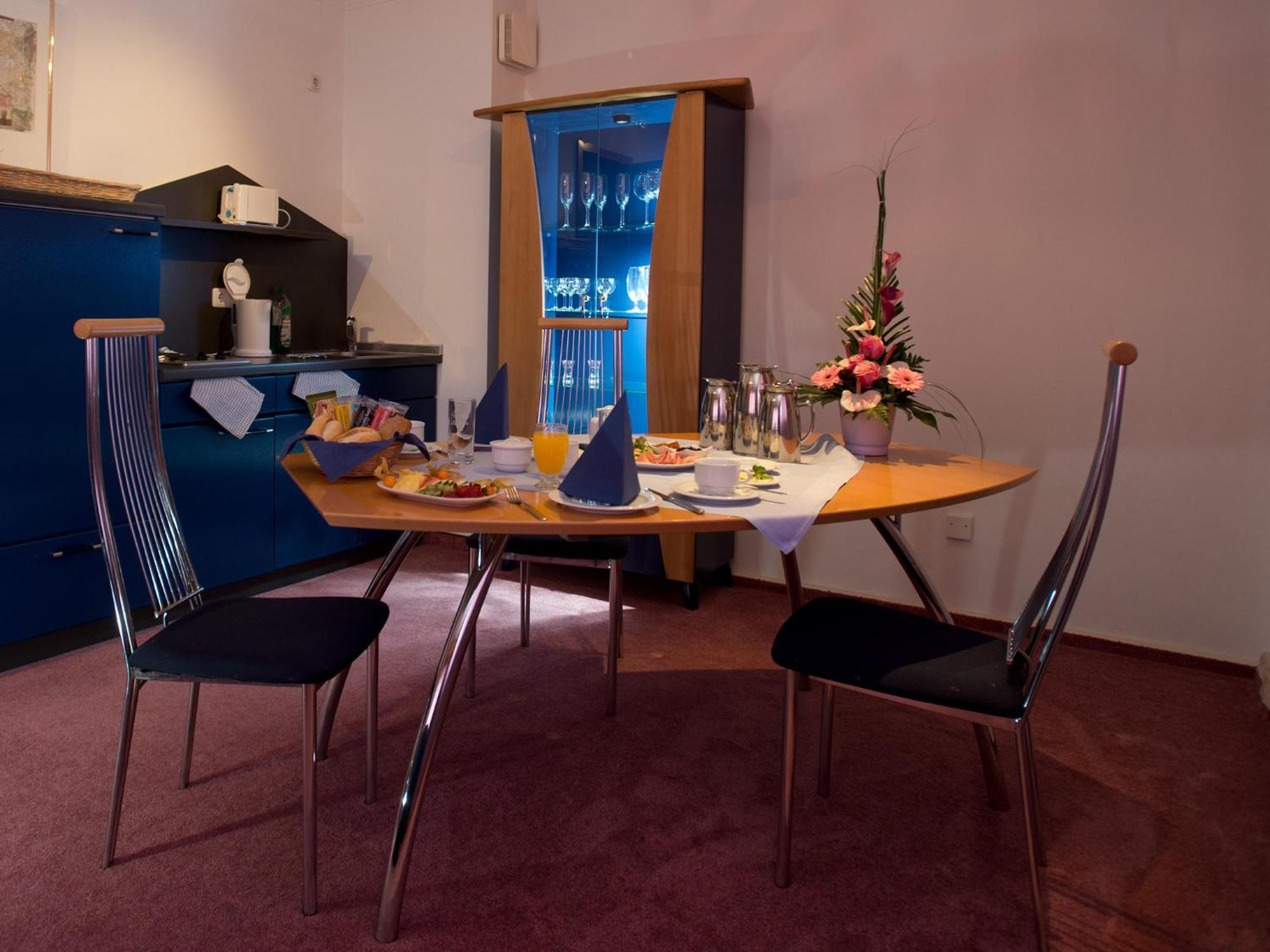 Hotel Bavaria Brehna Εξωτερικό φωτογραφία