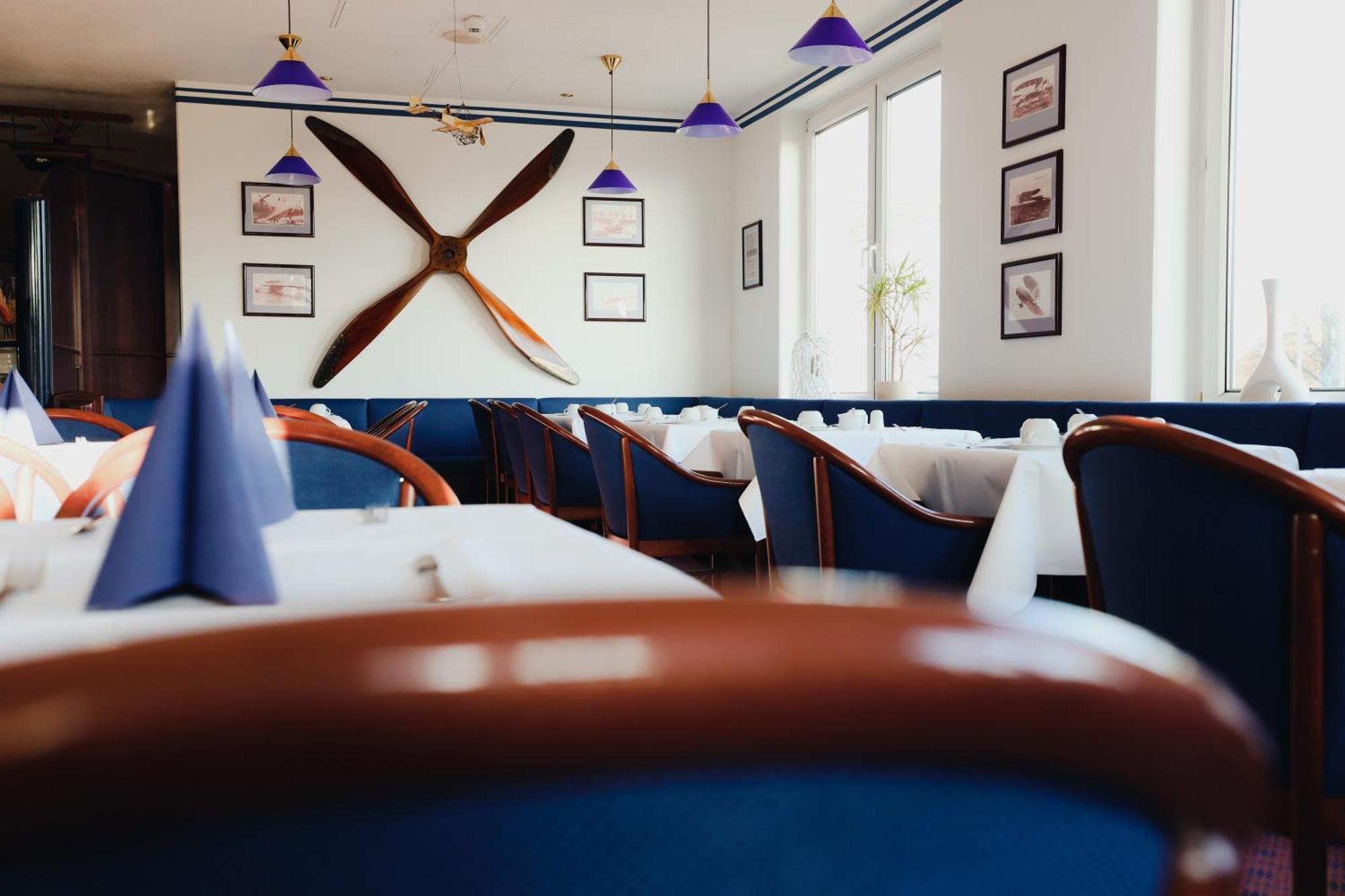 Hotel Bavaria Brehna Εξωτερικό φωτογραφία
